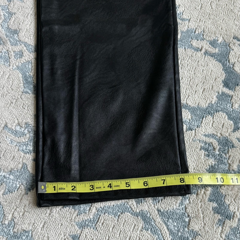 NWT BooHoo wide leg faux Fur Leather pants, black size 10 - Picture 7 of 10